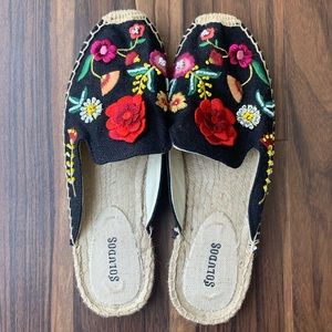 NEW Soludos Floral Espadrilles mules 🌸